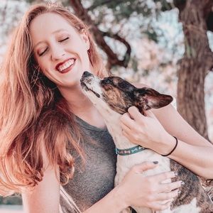 Meet your Posher, Acacia